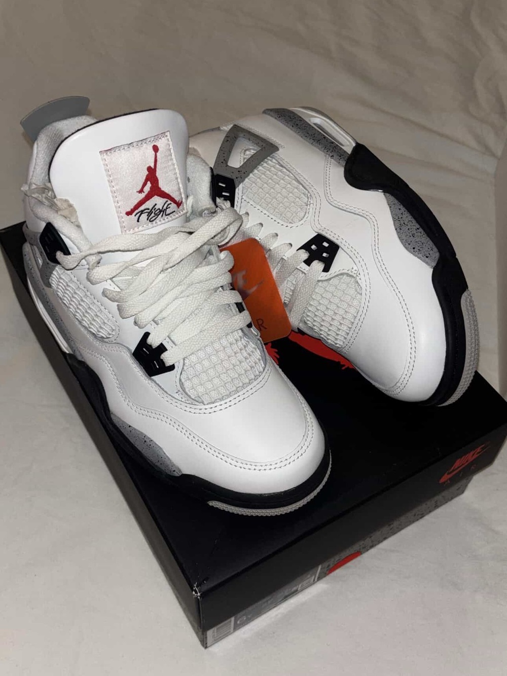 Jordan Retro Sneakers - White/Black/Red
